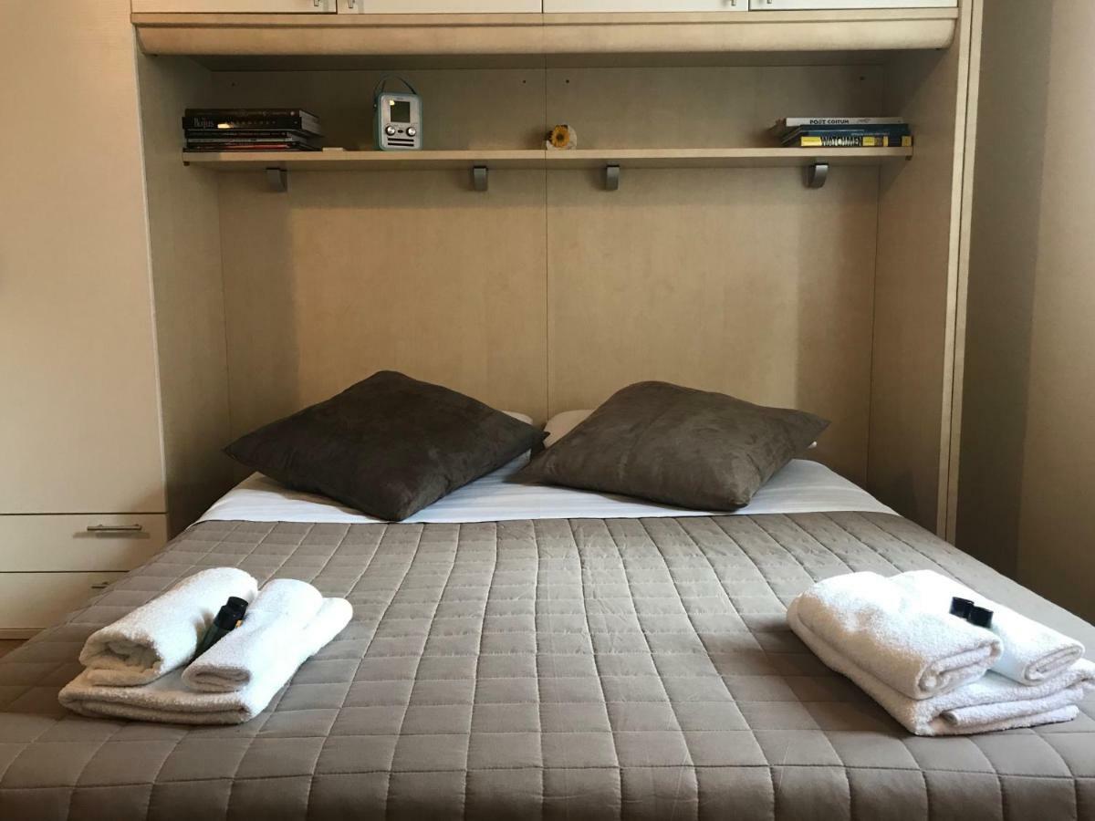 San Domenico Apartment Болоня Екстериор снимка